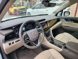 کادیلاک XT6
